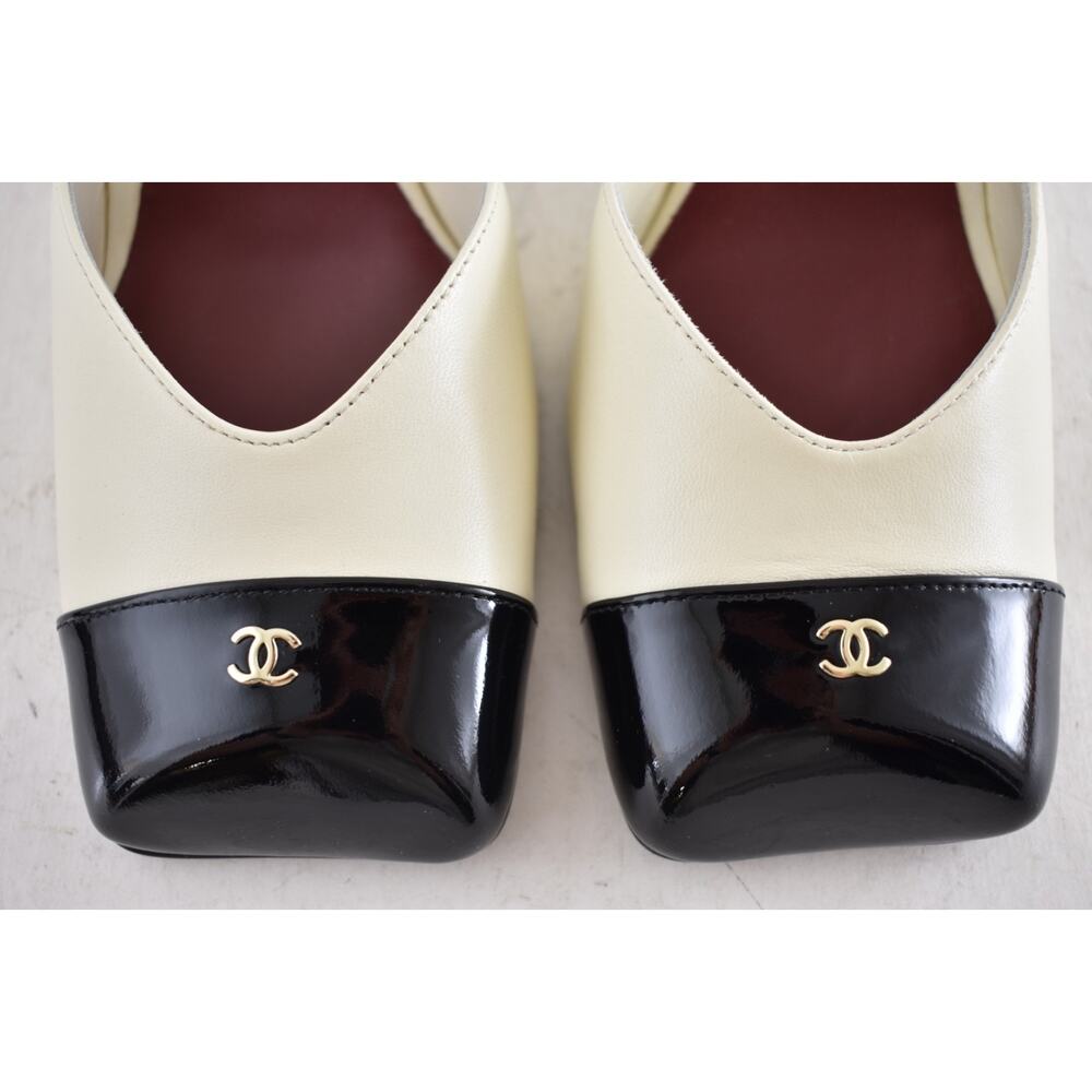 Chanel 26S Blazy Ivory Black Square Toe Sling CC Slingback Block Heel Pump 40 - Picture 11 of 16